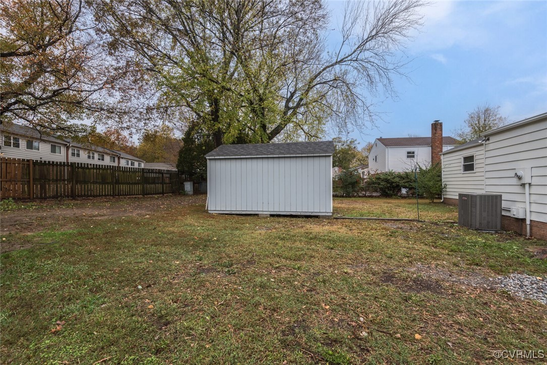6317 Gatesgreen Dr
