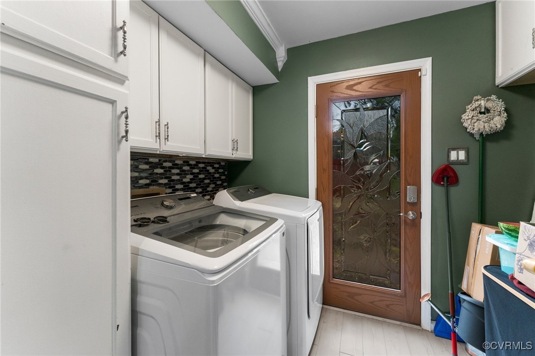 3820 Carolee Ct