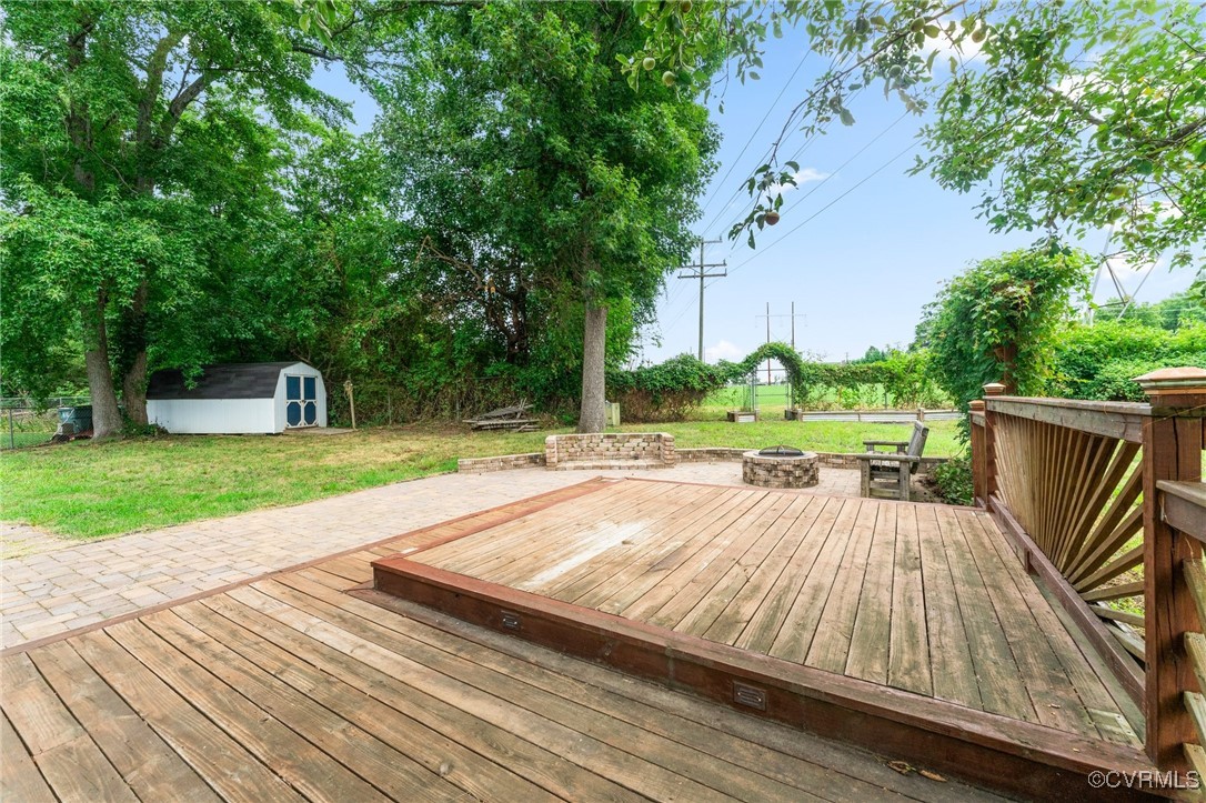 3820 Carolee Ct