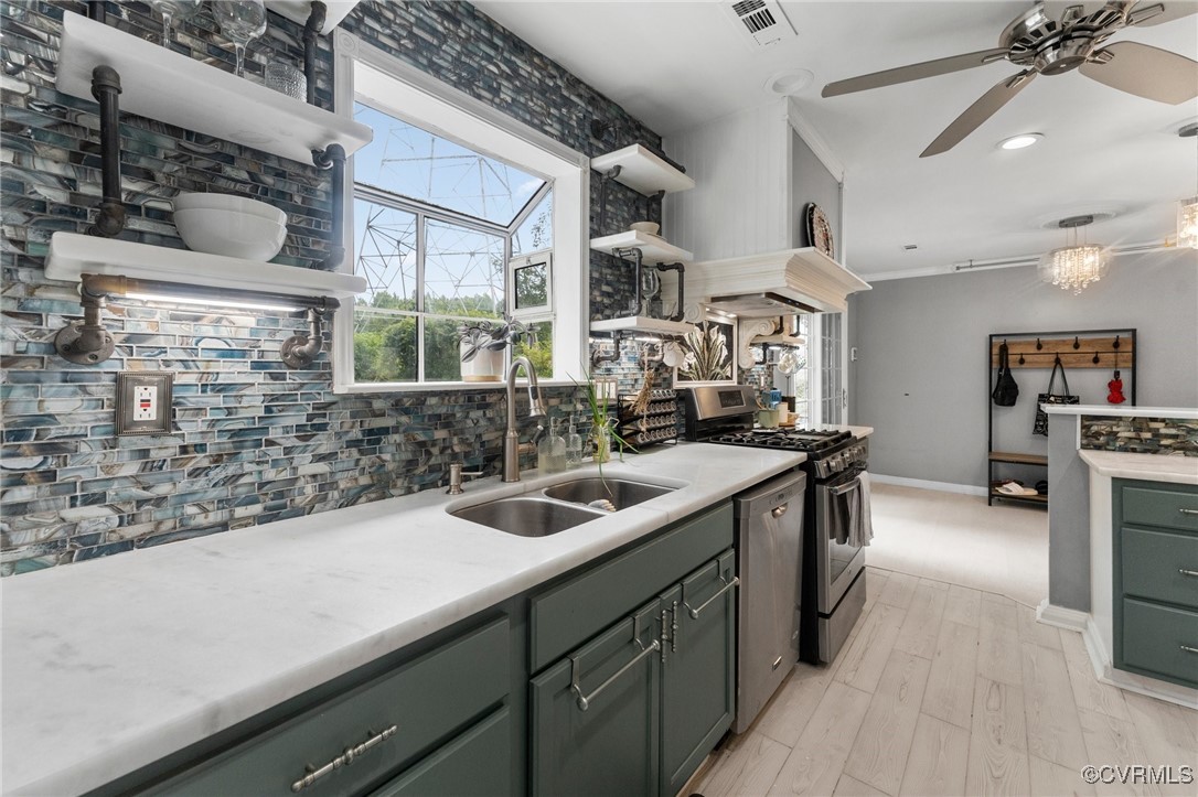 3820 Carolee Ct