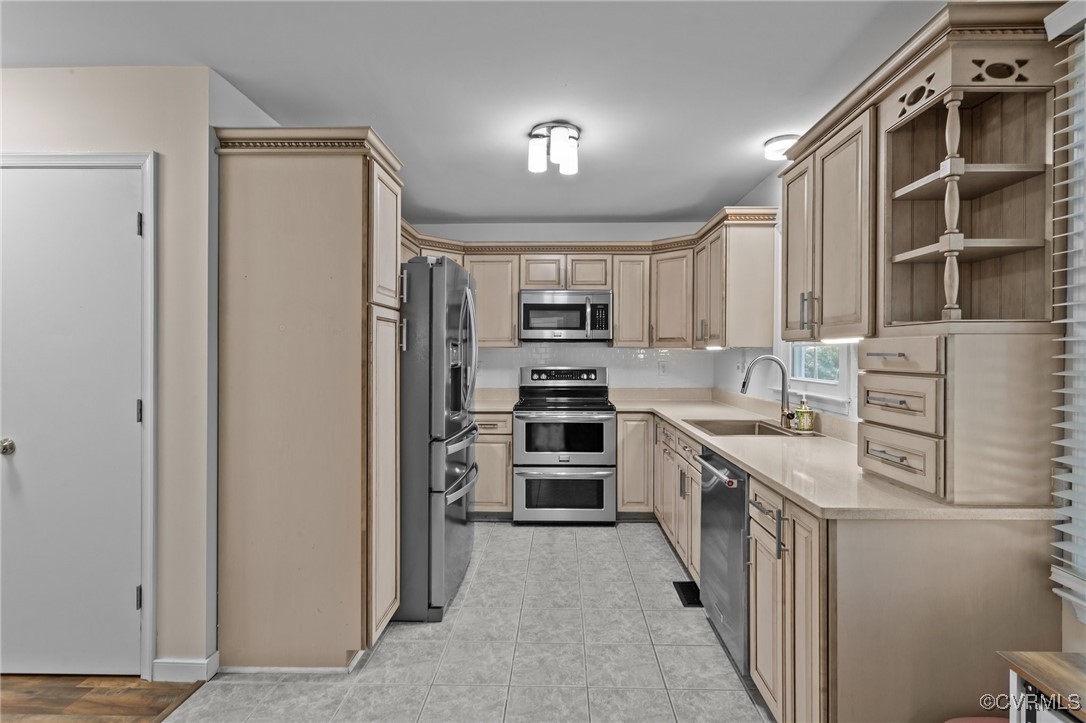 14001 Salten Ct
