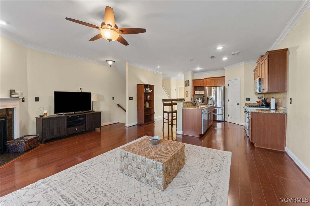 4817 Sapphire Dr Unit#4817