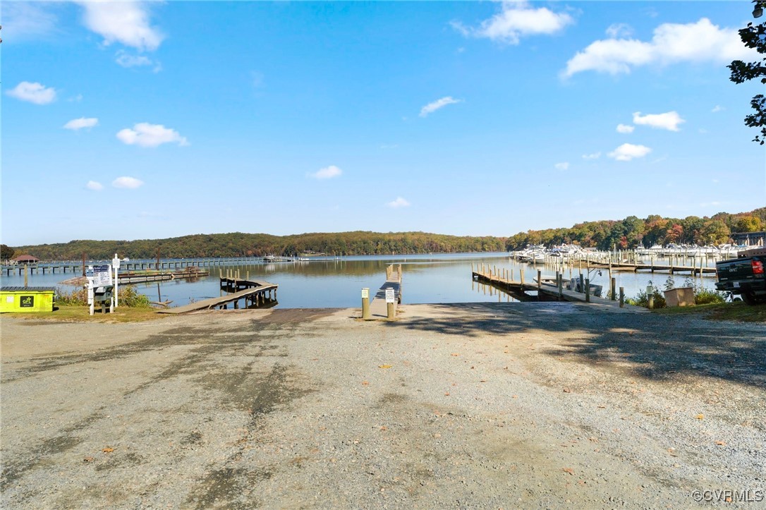 117 Jib Dr