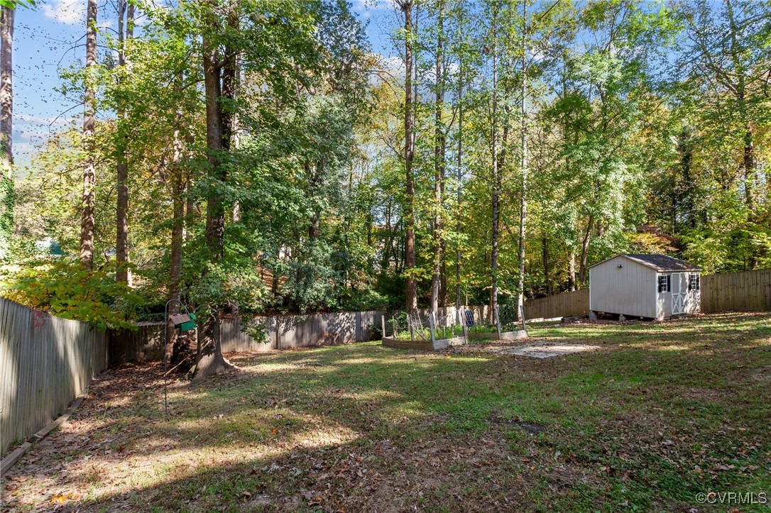 5237 Hallmark Dr