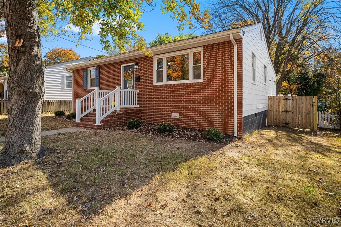 3021 Ruthland Rd