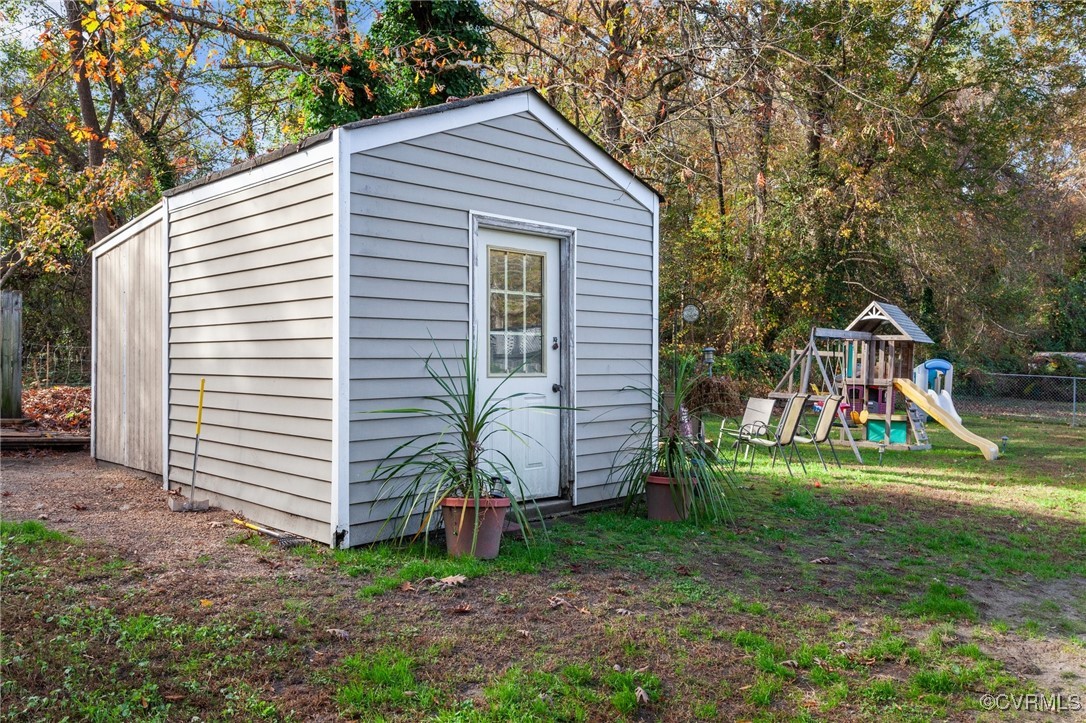 14106 Starpine Ln