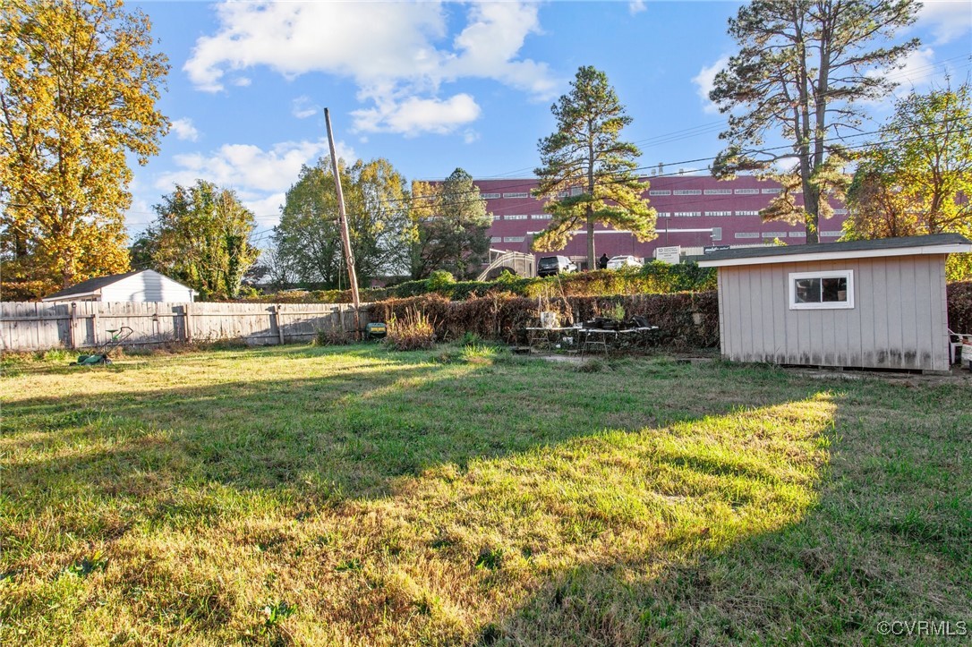 3527 McGuire Dr