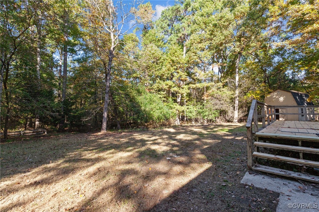135 Hollyberry Ln