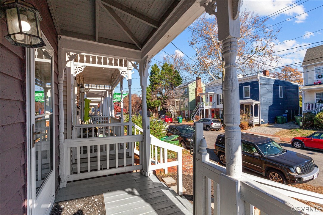 806 Jessamine St