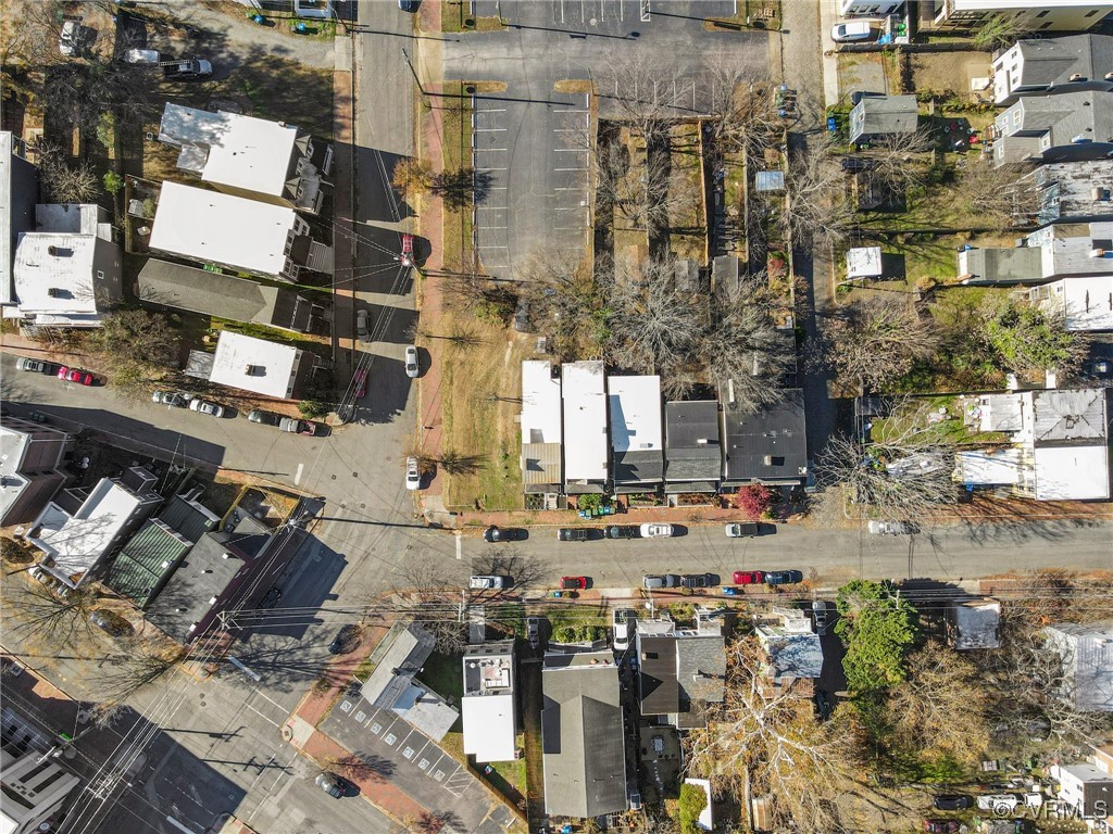 806 Jessamine St