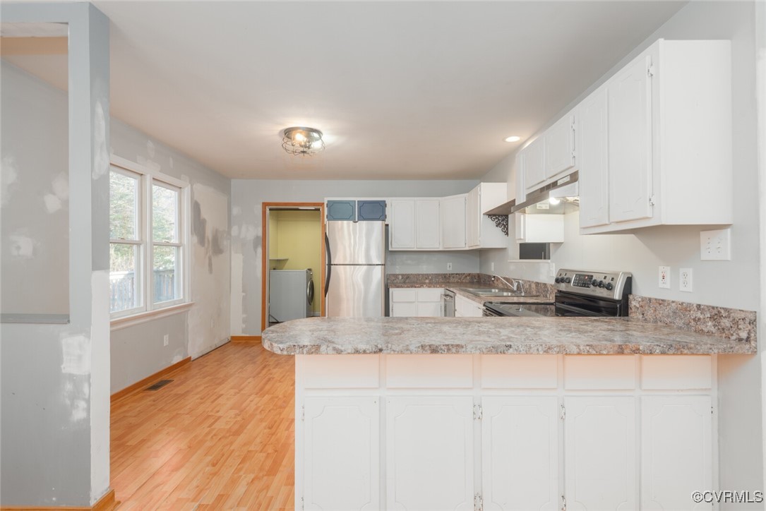 24800 St James Rd