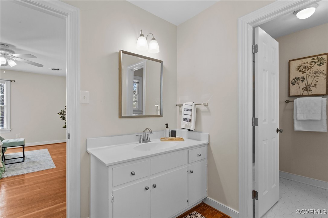 2708 Cottage Cove Dr