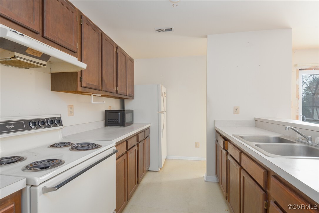 10907 August Ct