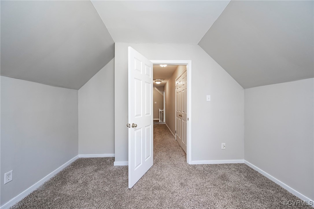 5901 Acorn Ridge Ct