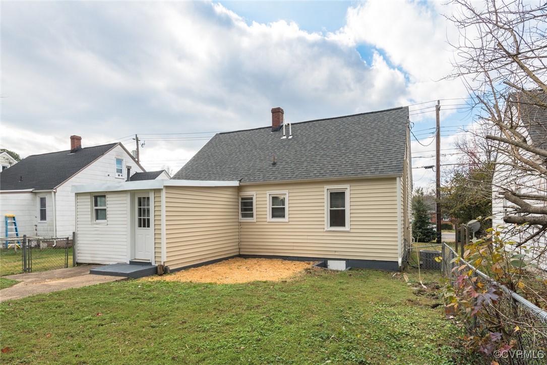 2206 E Nine Mile Rd
