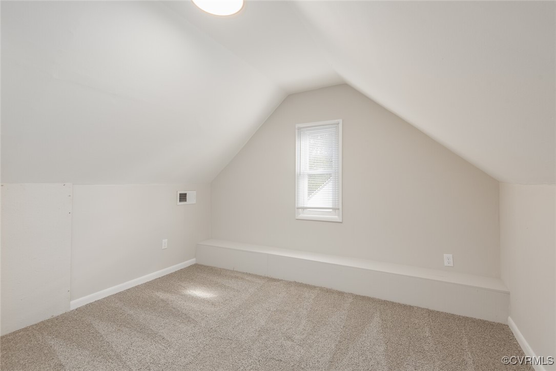 2206 E Nine Mile Rd