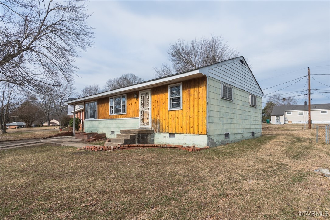8014 Langley Dr