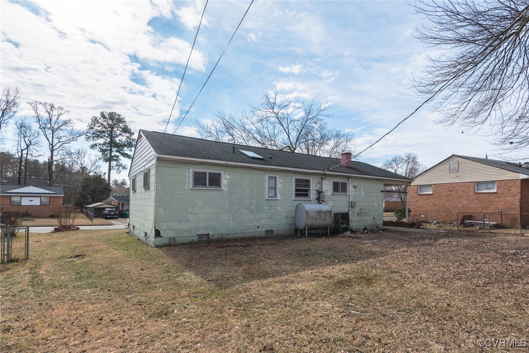 8014 Langley Dr