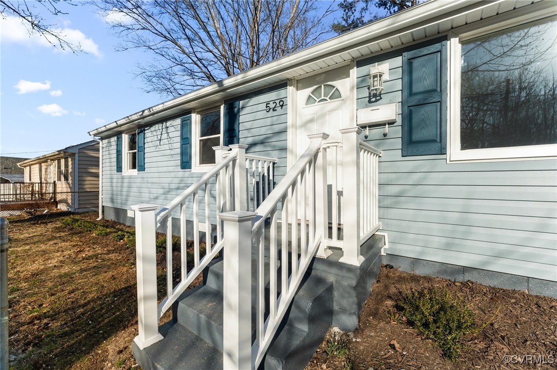 529 Selbon Ave