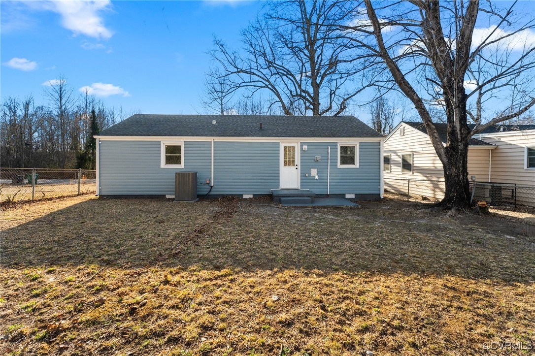529 Selbon Ave