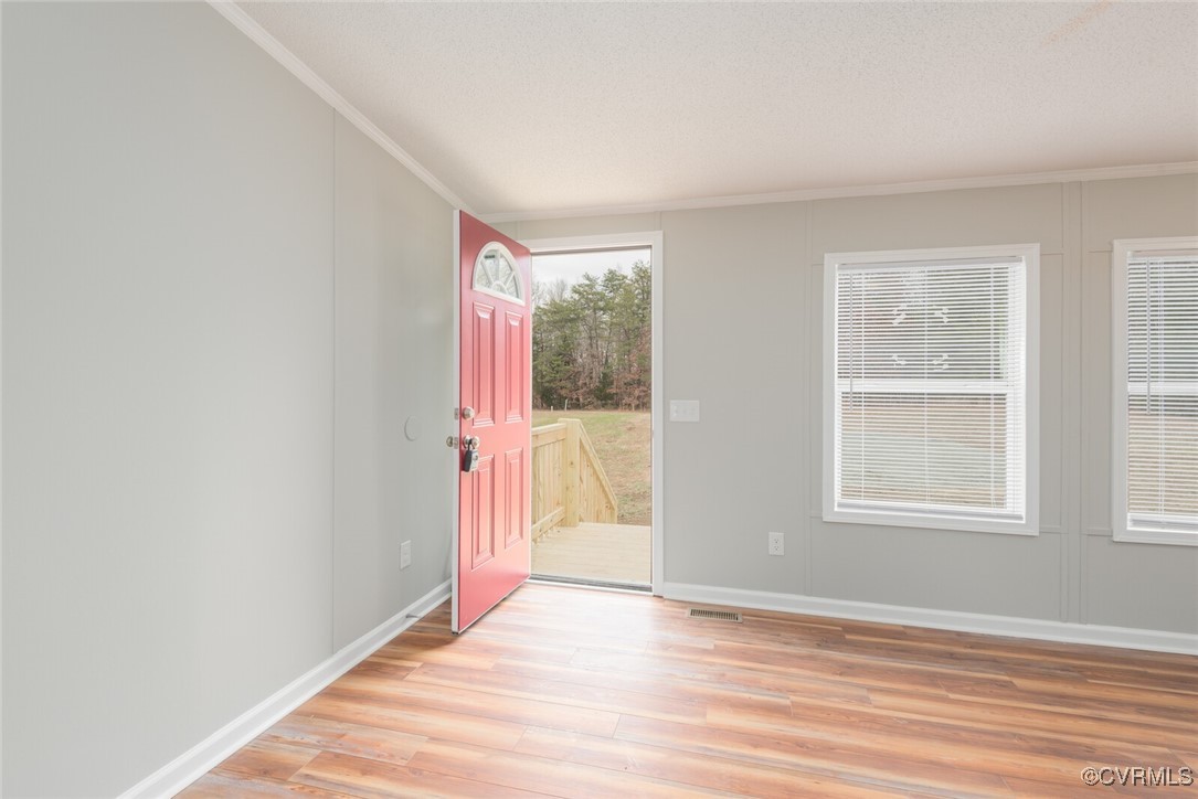 8228 Dash Ln
