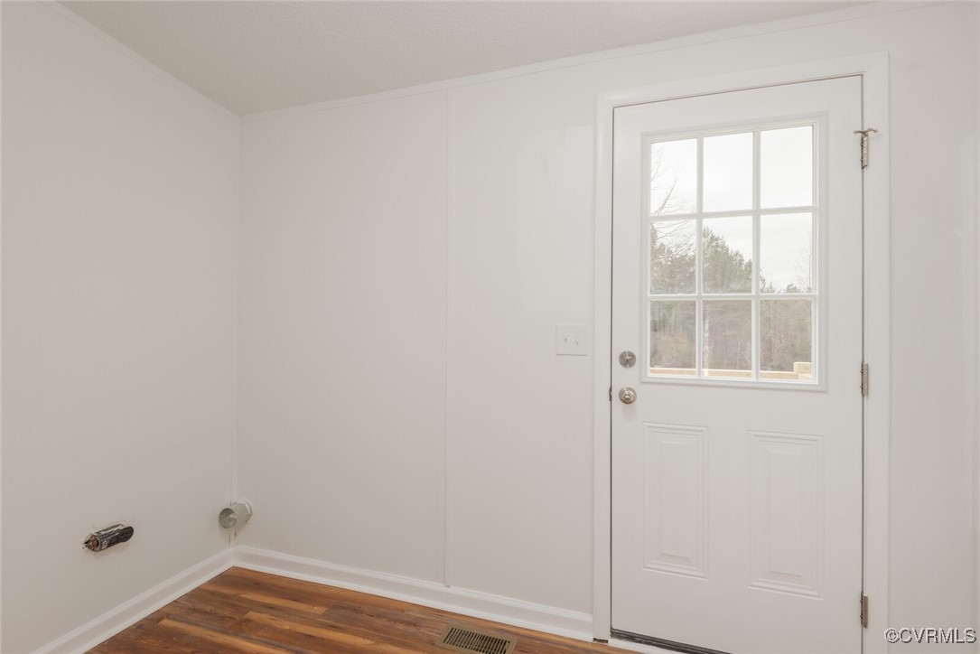 8228 Dash Ln
