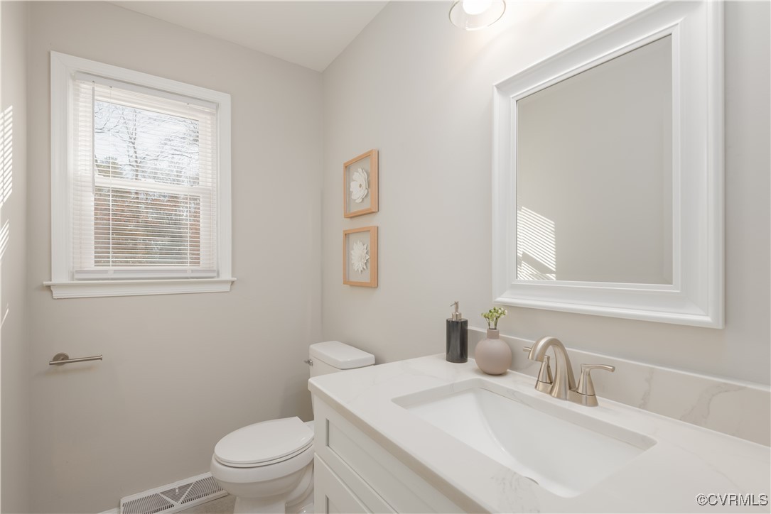 525 Briarwood Cir