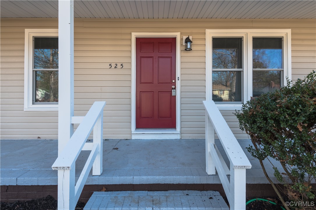 525 Briarwood Cir