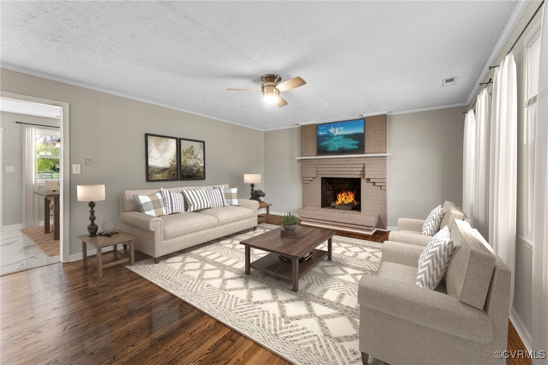 4401 Pamela Dr