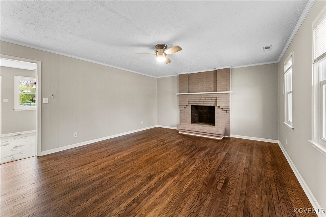 4401 Pamela Dr