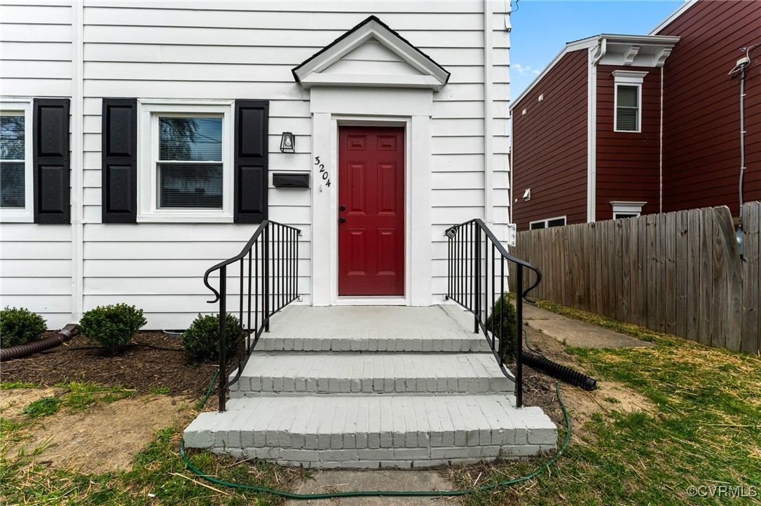 3204 P St
