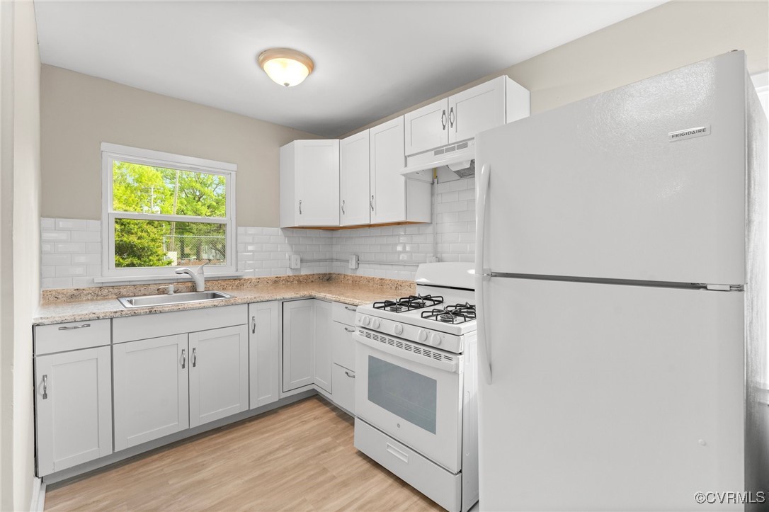 225 E Fillmore St