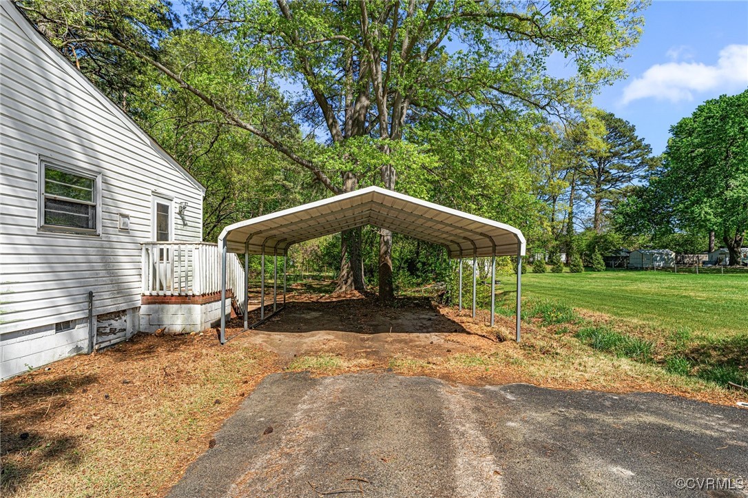 8490 Dell Ray Dr