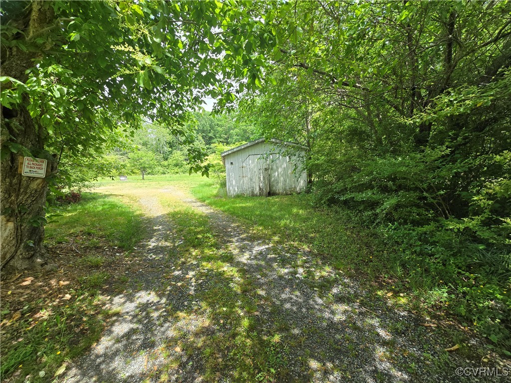 19223 King William Rd
