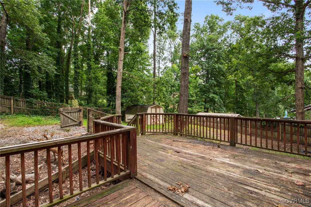 3025 Maplevale Rd