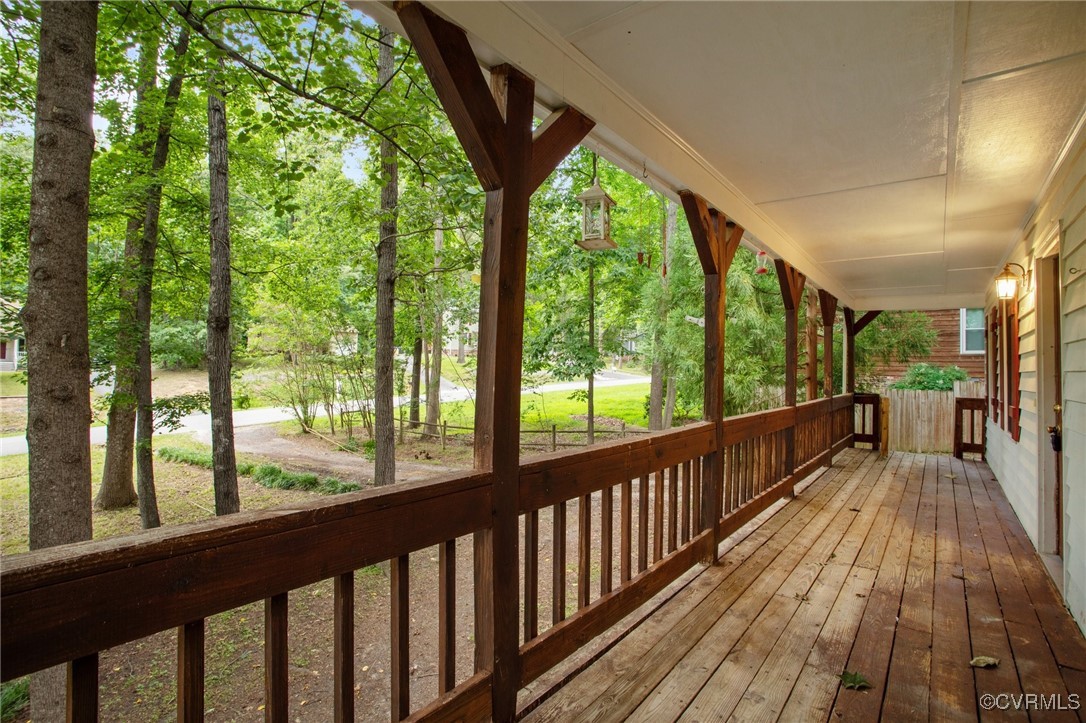 3025 Maplevale Rd