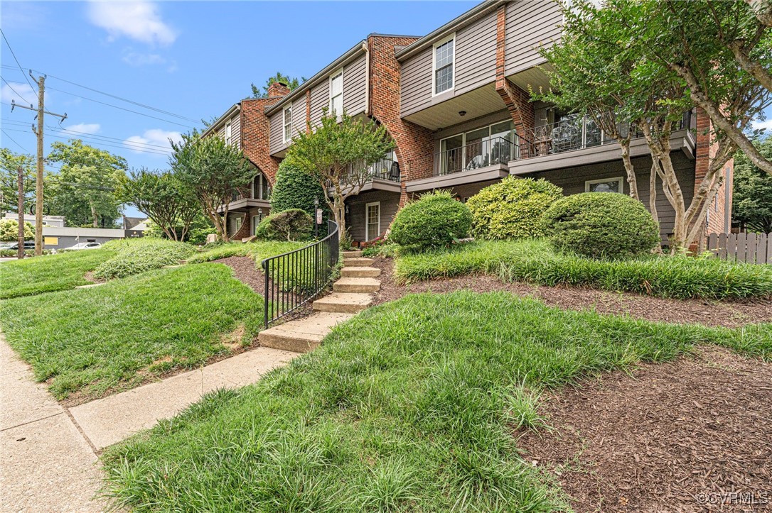 5900 Patterson Ave Unit#U22