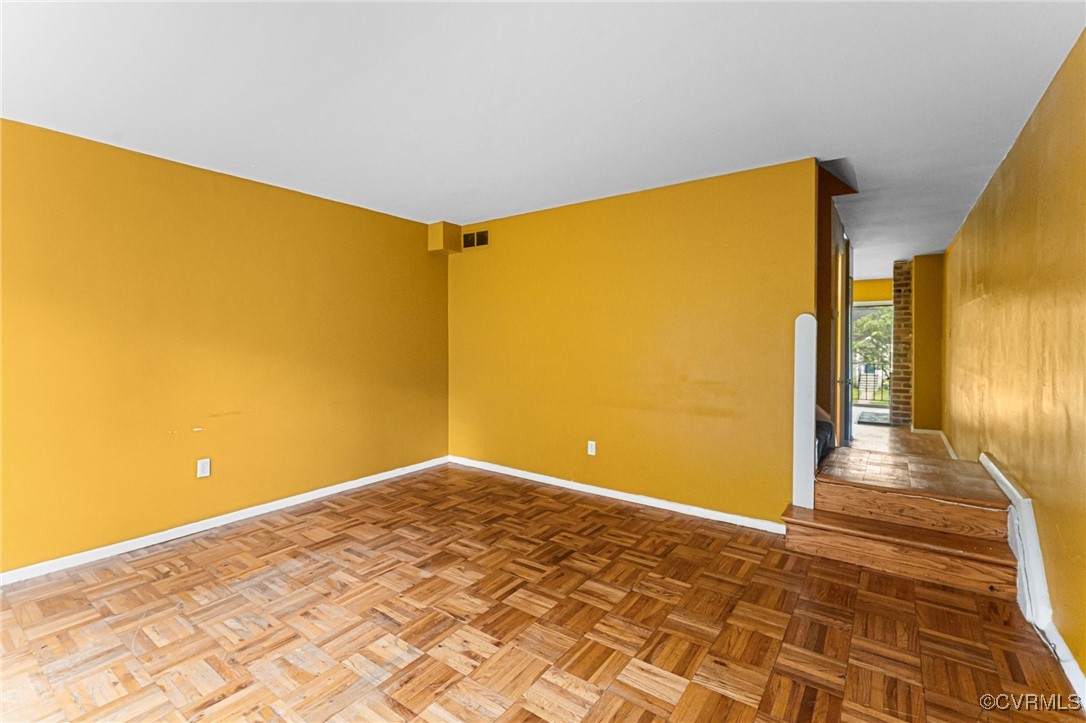 5900 Patterson Ave Unit#U22