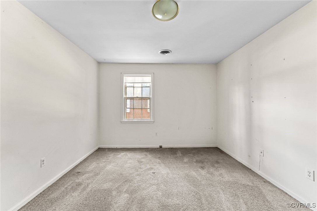 103 Sadler Ave