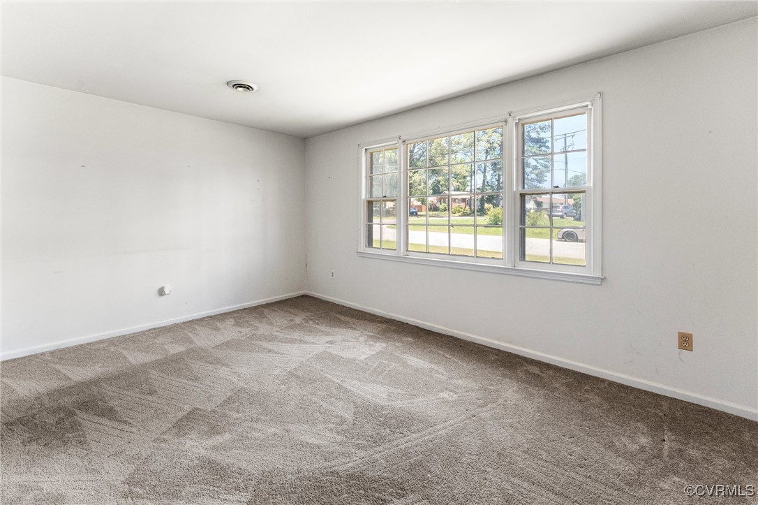 103 Sadler Ave