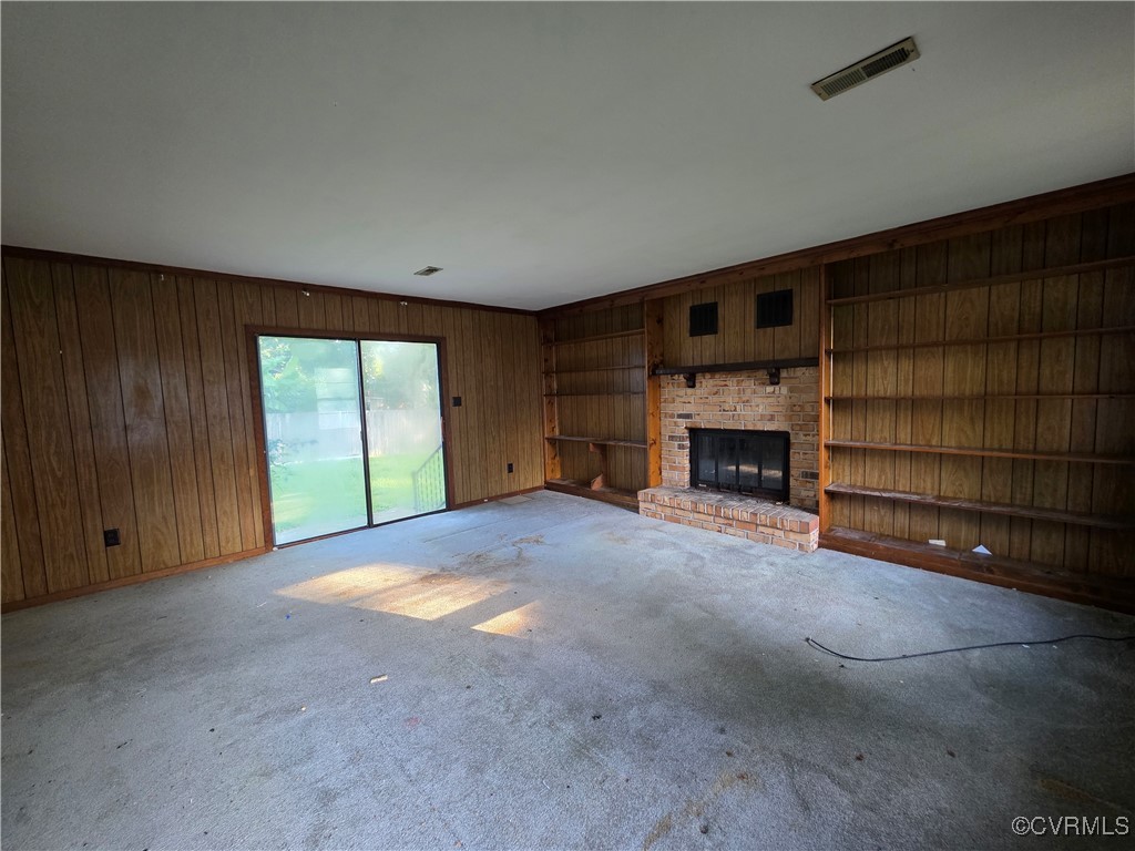 219 Larissa Dr