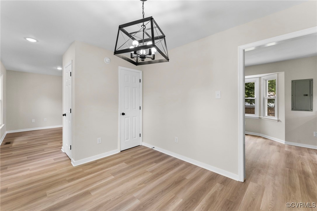 1004 Brookwood Glen Ln