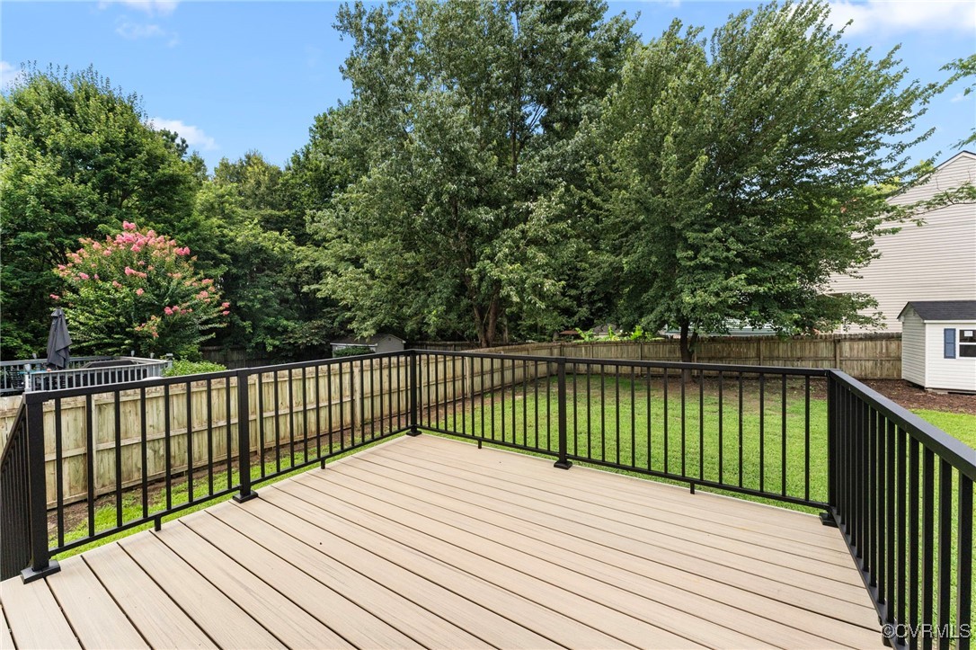 1004 Brookwood Glen Ln