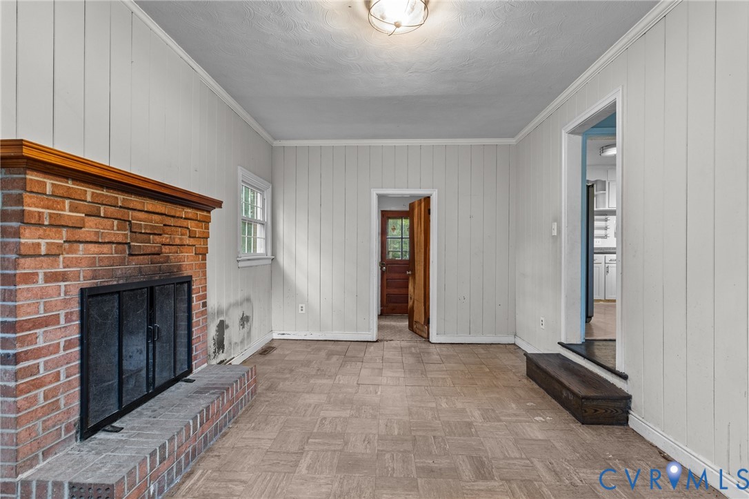 6808 Montauk Dr