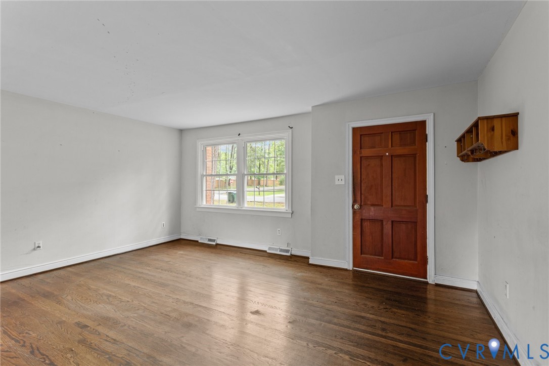 6808 Montauk Dr