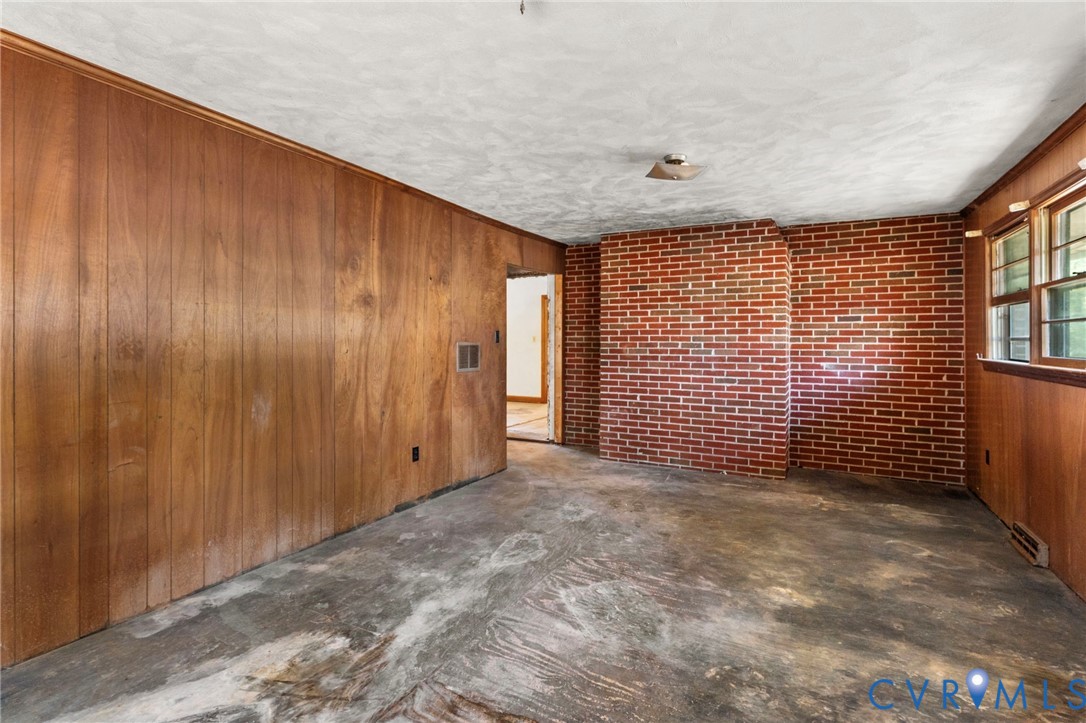 1566 Cumberland Rd