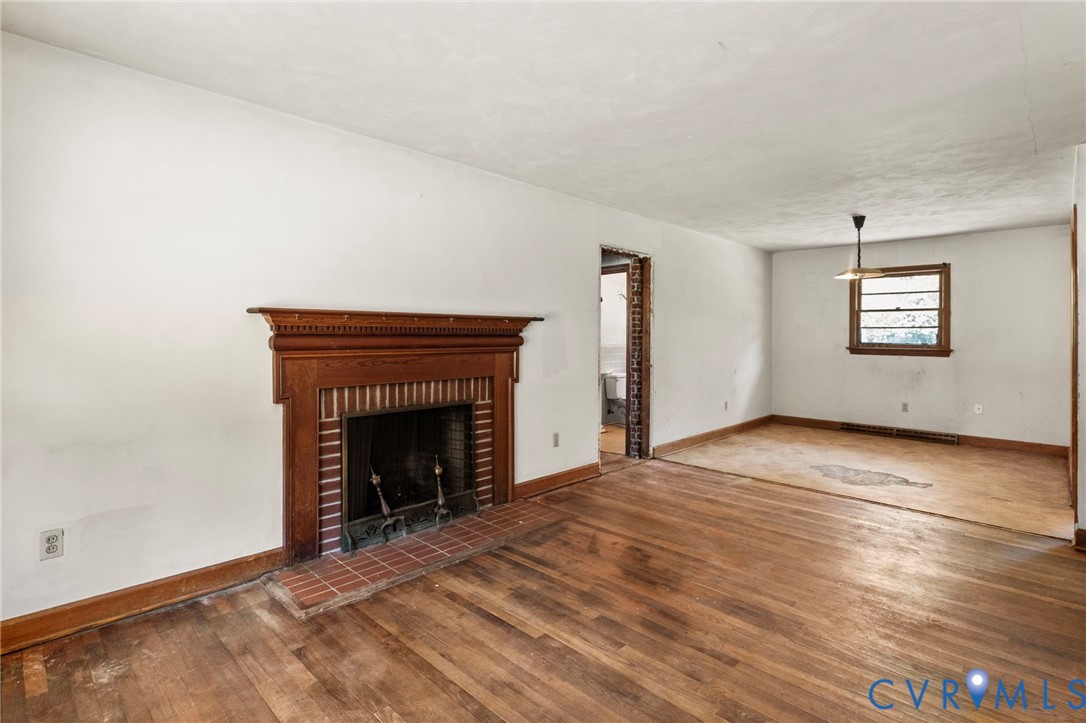 1566 Cumberland Rd