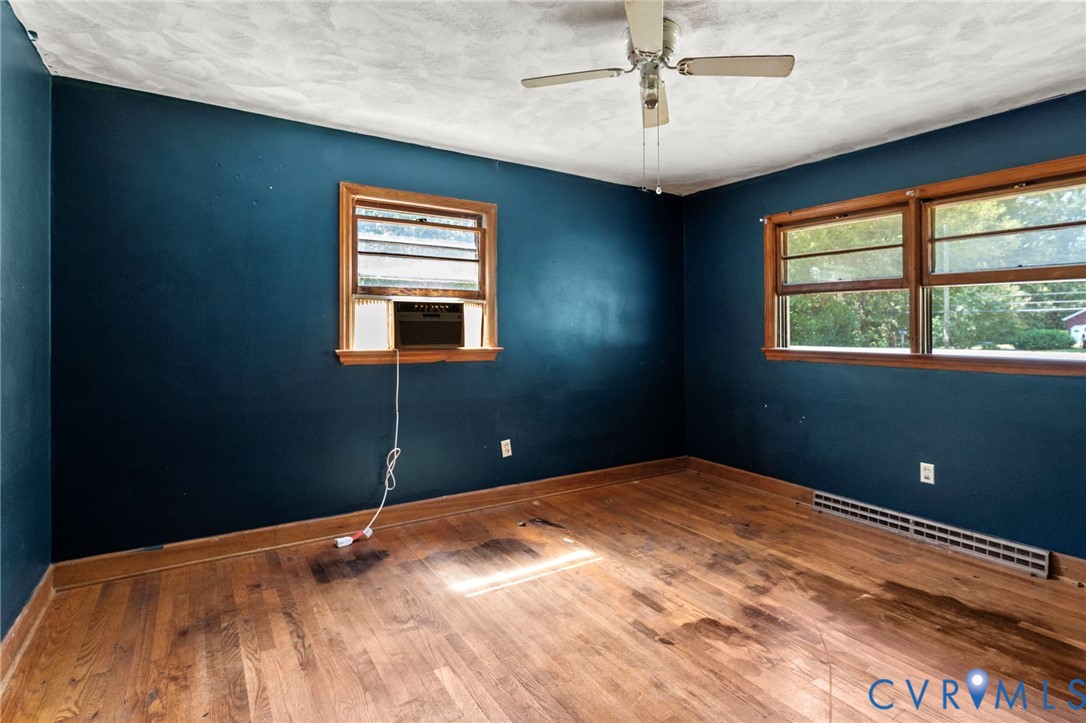 1566 Cumberland Rd