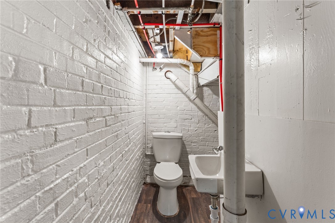 204 W 29th St