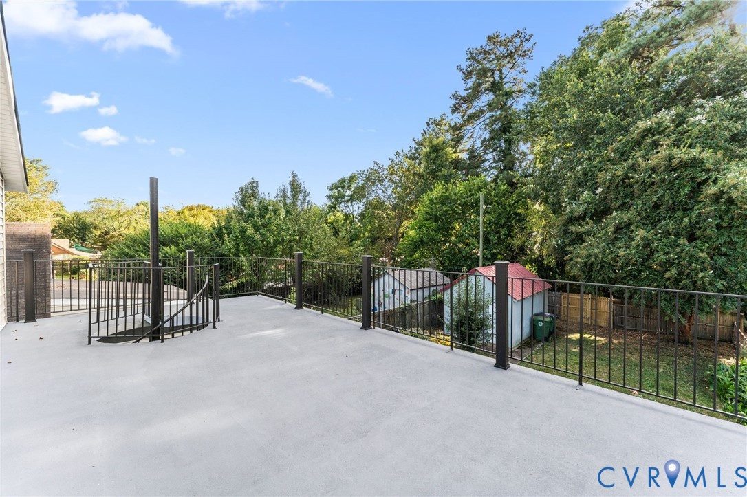 204 W 29th St